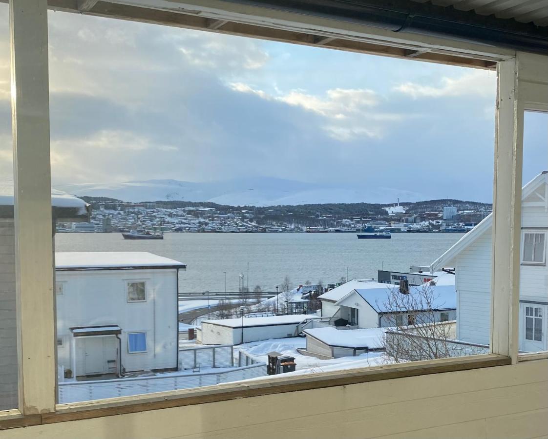 Polar Cozy Apartment - With View And Free Parking 트롬쇠 외부 사진