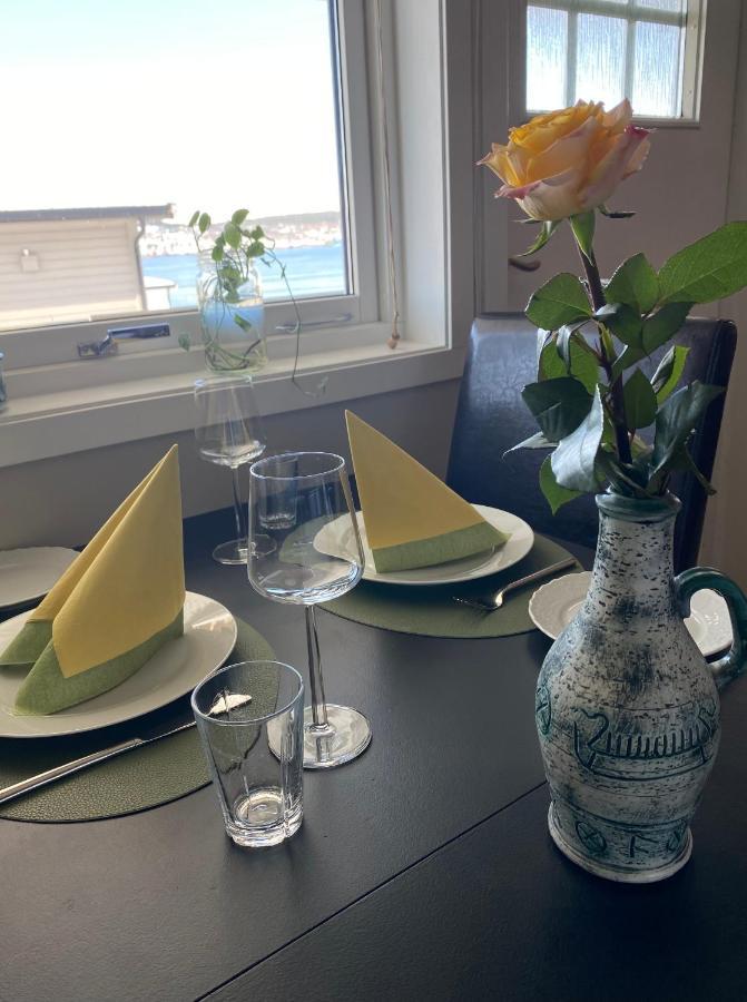 Polar Cozy Apartment - With View And Free Parking 트롬쇠 외부 사진